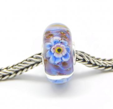 Violet Blue Flower Monroe - Elfbeads Glass - live photo